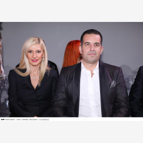 14-11-2022 Εντυπωσιακό Fashion Show του Τάσου Μητρόπουλου για την 31η AXDW στο Ωδείο Αθηνών!