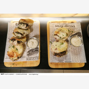 Λαμπερά εγκαίνια για το vegetarian & vegan εστιατόριο “Shuk”, με άρωμα Μεσογείου!
