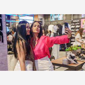 Grand Opening για το νέο κατάστημα “SKECHERS CONCEPT STORE” στο “Mediterranean Cosmos” στη Θεσσαλονίκη!