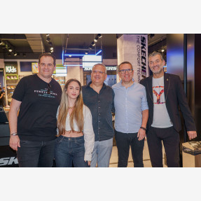 Grand Opening για το νέο κατάστημα “SKECHERS CONCEPT STORE” στο “Mediterranean Cosmos” στη Θεσσαλονίκη!