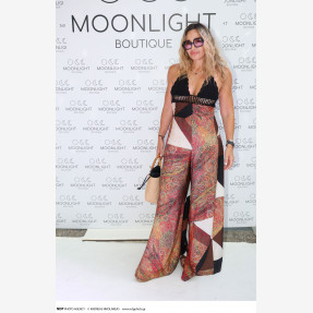 8 ΧΡΟΝΙΑ MOONLIGHT BOUTIQUE!
