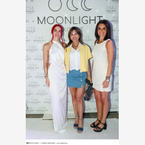 8 ΧΡΟΝΙΑ MOONLIGHT BOUTIQUE!