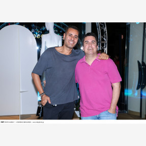 8 ΧΡΟΝΙΑ MOONLIGHT BOUTIQUE!