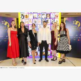 Έλαμψε με την παρουσία του το “Roots Hair Salon” στα φετινά ‘’Hair Awards 2025’’ by ‘’Esteticα Hellas’’.