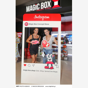 “Magic Box”  - more than a “Kiosk” : Λαμπερές παρουσίες στο Grand Opening της γνωστής αλυσίδας “Magic Box Concept Store” στο εμπορικό κέντρο “River West”!