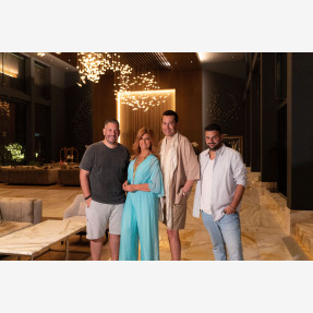 Ένα αξέχαστο closing weekend για τη Ζήνα Κουτσελίνη και την ομάδα της εκπομπής “Αλήθειες με τη Ζήνα” στο resort κόσμημα της Κύπρου “Cap St Georges Hotel & Resort”!
