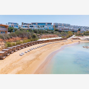 Ένα αξέχαστο closing weekend για τη Ζήνα Κουτσελίνη και την ομάδα της εκπομπής “Αλήθειες με τη Ζήνα” στο resort κόσμημα της Κύπρου “Cap St Georges Hotel & Resort”!