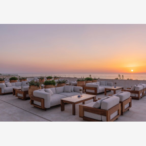 Ένα αξέχαστο closing weekend για τη Ζήνα Κουτσελίνη και την ομάδα της εκπομπής “Αλήθειες με τη Ζήνα” στο resort κόσμημα της Κύπρου “Cap St Georges Hotel & Resort”!
