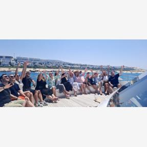 Ένα αξέχαστο closing weekend για τη Ζήνα Κουτσελίνη και την ομάδα της εκπομπής “Αλήθειες με τη Ζήνα” στο resort κόσμημα της Κύπρου “Cap St Georges Hotel & Resort”!