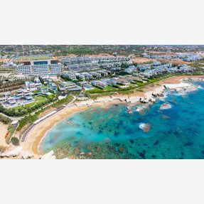 Ένα αξέχαστο closing weekend για τη Ζήνα Κουτσελίνη και την ομάδα της εκπομπής “Αλήθειες με τη Ζήνα” στο resort κόσμημα της Κύπρου “Cap St Georges Hotel & Resort”!