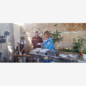 Ένα αξέχαστο closing weekend για τη Ζήνα Κουτσελίνη και την ομάδα της εκπομπής “Αλήθειες με τη Ζήνα” στο resort κόσμημα της Κύπρου “Cap St Georges Hotel & Resort”!