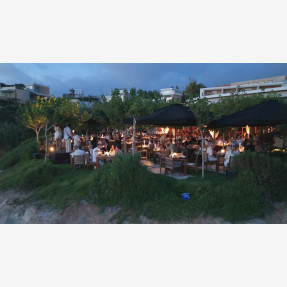 Ένα αξέχαστο closing weekend για τη Ζήνα Κουτσελίνη και την ομάδα της εκπομπής “Αλήθειες με τη Ζήνα” στο resort κόσμημα της Κύπρου “Cap St Georges Hotel & Resort”!