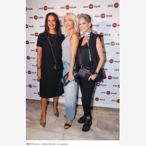 Grand Opening Party για το νέο κατάστημα της γνωστής αλυσίδας “Mini Stop Kiosk” στη Γλυφάδα