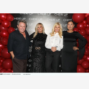 “CHERĪ UP” Cosmetics: 4 χρόνια ομορφιάς και καινοτομίας για το πιο girly beauty brand!
