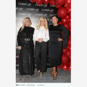 “CHERĪ UP” Cosmetics: 4 χρόνια ομορφιάς και καινοτομίας για το πιο girly beauty brand!