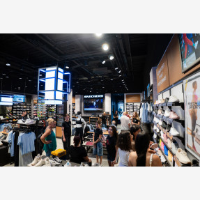 Λαμπερό Grand Opening για το νέο “Skechers Concept Store” στο “Kings Avenue Mall”, στην Πάφο.