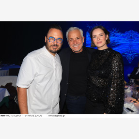 Εντυπωσιακό Opening Party για το ανανεωμένο restaurant-cabaret show “Parfait Athens”