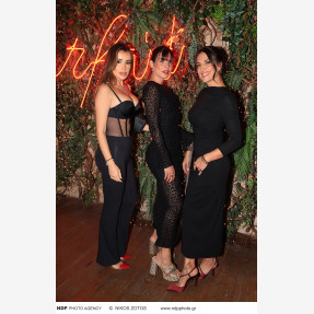 Εντυπωσιακό Opening Party για το ανανεωμένο restaurant-cabaret show “Parfait Athens”