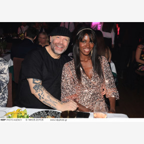 Εντυπωσιακό Opening Party για το ανανεωμένο restaurant-cabaret show “Parfait Athens”