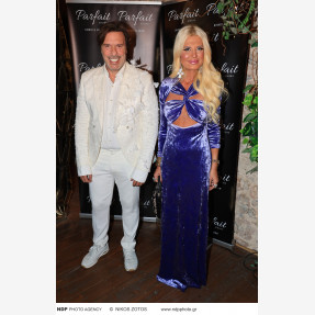 Εντυπωσιακό Opening Party για το ανανεωμένο restaurant-cabaret show “Parfait Athens”