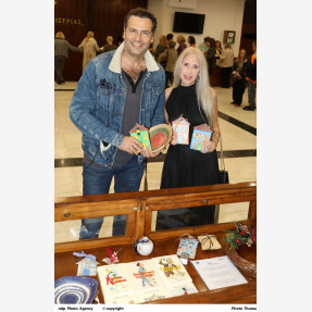 Αμφιθέατρο Πολεμικού Μουσείου-Ο Σύλλογος "Αγάπη & Φροντίδα" παρουσίασε τη θεατρική παράσταση "Ζητείται Ψεύτης" του Δημήτρη Ψαθά