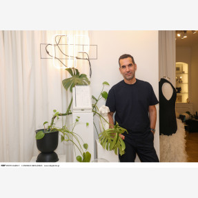 Ο Δρ. Δημήτρης Ζάμπογλου και ο κορυφαίος Έλληνας εκφραστής του “sur mesure” Δημήτρης Πέτρου ενώνουν τις δυνάμεις τους για μια συλλογή εμπνευσμένη από την ελληνική τέχνη!