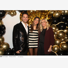 Ο μοναδικός Γιώργος Τσαλίκης γιόρτασε τα 50 του χρόνια στο “Πάρτυ της ζωής του” έχοντας στο πλευρό του οικογένεια και φίλους!