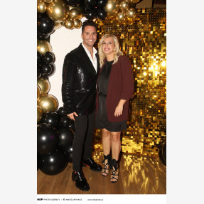 Ο μοναδικός Γιώργος Τσαλίκης γιόρτασε τα 50 του χρόνια στο “Πάρτυ της ζωής του” έχοντας στο πλευρό του οικογένεια και φίλους!