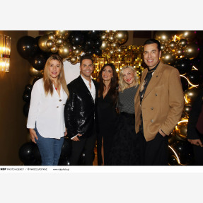 Ο μοναδικός Γιώργος Τσαλίκης γιόρτασε τα 50 του χρόνια στο “Πάρτυ της ζωής του” έχοντας στο πλευρό του οικογένεια και φίλους!