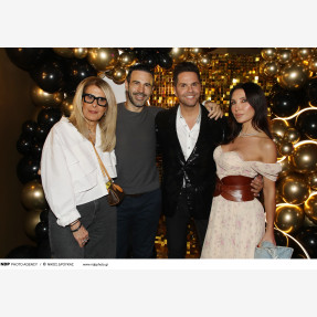 Ο μοναδικός Γιώργος Τσαλίκης γιόρτασε τα 50 του χρόνια στο “Πάρτυ της ζωής του” έχοντας στο πλευρό του οικογένεια και φίλους!