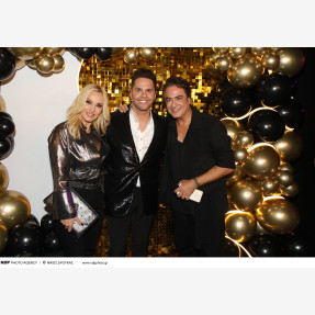 Ο μοναδικός Γιώργος Τσαλίκης γιόρτασε τα 50 του χρόνια στο “Πάρτυ της ζωής του” έχοντας στο πλευρό του οικογένεια και φίλους!