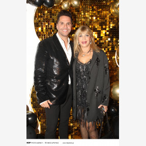 Ο μοναδικός Γιώργος Τσαλίκης γιόρτασε τα 50 του χρόνια στο “Πάρτυ της ζωής του” έχοντας στο πλευρό του οικογένεια και φίλους!