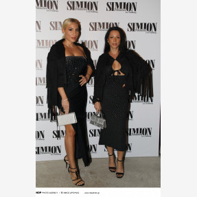 Ο Γιώργος Γιαννιάς «ετοιμάζει ταξίδι» στο απόλυτο «Simion» της διασκέδασης στον Πειραιά, πραγματοποιώντας μία sold out πρεμιέρα