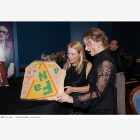 Θέατρο Δανδουλάκη-Επίσημη πρεμιέρα παράστασης "Κρυφτό"