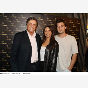 Η σπουδαία Γλυκερία “μέχρι να βρούμε ουρανό”… μας υποδέχεται στην "Οδός Λυσίου" κάθε Πέμπτη και Σάββατο, σε ένα πρόγραμμα που ενώνει γενιές!