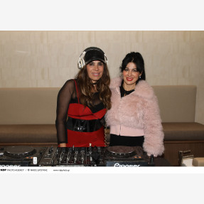 You Nails Nea Smirni: Πλήθος επωνύμων στα εγκαίνια του νέου beauty spot του Δημήτρη Αλεξάνδρου στα Νότια Προάστια!