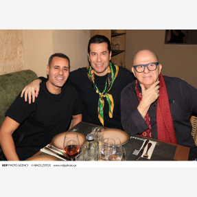 Εντυπωσιακό Grand Opening για το ολοκαίνουργιο music restaurant “Koukoutsi”, με ένα εκρηκτικό live από τον μοναδικό Κώστα Καραφώτη & τη Ματθαία Σπιταδάκη!