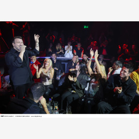 ΡΥΘΜΟΣ 94.9 - 25 ΧΡΟΝΙΑ ΕΠΙΤΥΧΙΕΣ