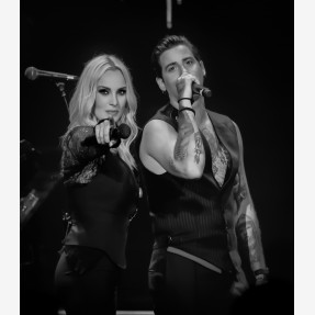 Λαμπερό Press Event για την πολυαγαπημένη Πέγκυ Ζήνα στη σκηνή του “Mezzo Athens Party Stage”, που επιστρέφει για τρίτη συνεχόμενη sold out σεζόν