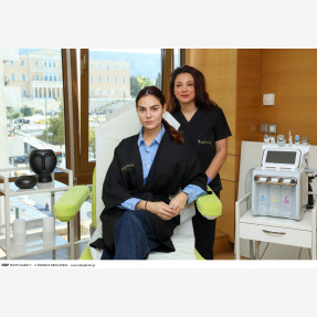 Γνωστές προσωπικότητες από τον χώρο των media επιλέγουν το "Ez Beauty" για το beauty routine τους!