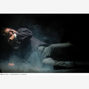 Θέατρο Αποθήκη.Επίσημη πρεμιέρα "Άνθρωπος χωρίς όνομα"