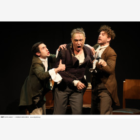 Θέατρο Αποθήκη.Επίσημη πρεμιέρα "Άνθρωπος χωρίς όνομα"