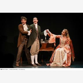 Θέατρο Αποθήκη.Επίσημη πρεμιέρα "Άνθρωπος χωρίς όνομα"