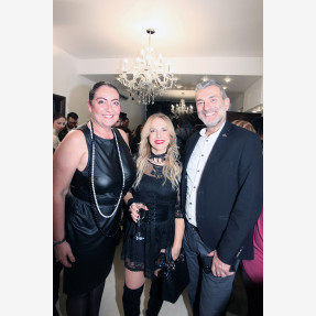 Charity Xmas Event του κορυφαίου ομίλου ομορφιάς “Hollywood Clinic”, στηρίζοντας το σωματείο “Δεν Υπάρχουν Άνθρωποι με Ειδικές Ανάγκες - Μόνο Άνθρωποι (ΔΥΑΜΕΑ)”, που πραγματοποιήθηκε στη Θεσσαλονίκη!