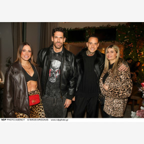 Ο απόλυτος προορισμός ομορφιάς των Νοτίων Προαστίων “Miel Beauty Bar and More” είχε γενέθλια και τα γιόρτασε με το πιο sparkly party!