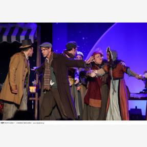 Θέατρο Αθηνών.Πρεμιέρα "Το Κοριτσάκι με τα Σπίρτα: Το Μιούζικαλ"