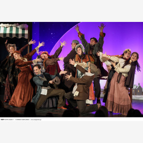 Θέατρο Αθηνών.Πρεμιέρα "Το Κοριτσάκι με τα Σπίρτα: Το Μιούζικαλ"