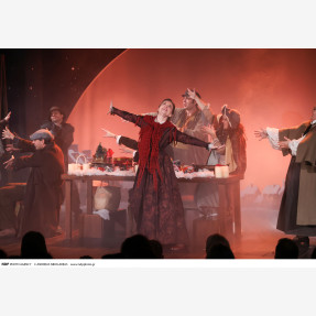 Θέατρο Αθηνών.Πρεμιέρα "Το Κοριτσάκι με τα Σπίρτα: Το Μιούζικαλ"