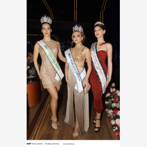 Με απόλυτη επιτυχία και εντυπωσιακή προσέλευση κοινού πραγματοποιήθηκε ο 73ος Διαγωνισμός Ομορφιάς στο “Fantasia Live”, επιβεβαιώνοντας για ακόμη μία χρονιά τη δυναμική, τη διαχρονικότητα και τον σύγχρονο χαρακτήρα του ιστορικού θεσμού