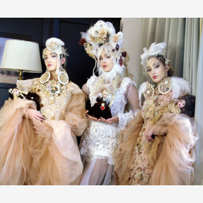 Ελληνική διάκριση με αέρα Μεσογείου η βράβευση για την Διεθνούς Φήμης Hair & makeup Artist Ιωάννα Τζάνη, κατακτώντας το βραβείο “Best Hair International” στα Hair & Beauty Global Awards στην Ιταλία!